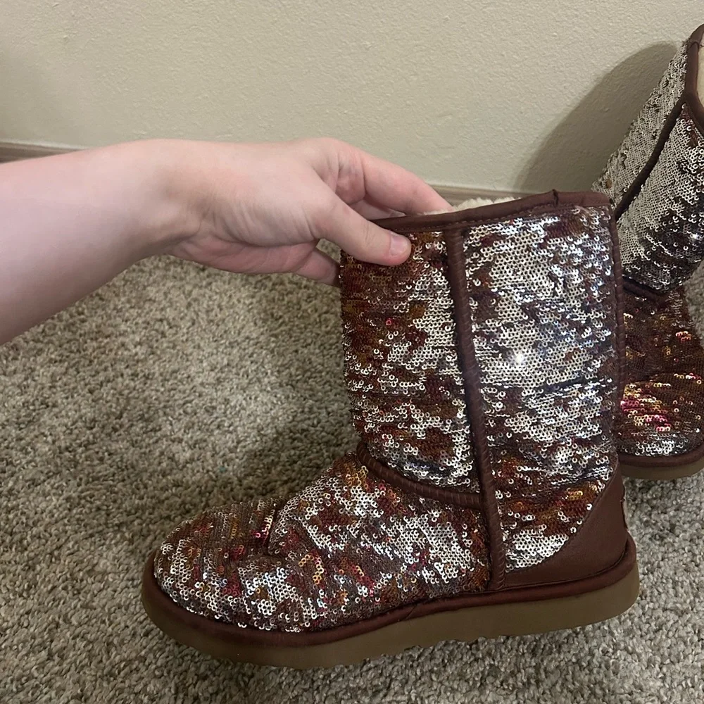 UGG Classic Short Australia Brown Silver Sparkle Sequin Boot Women's Size 8